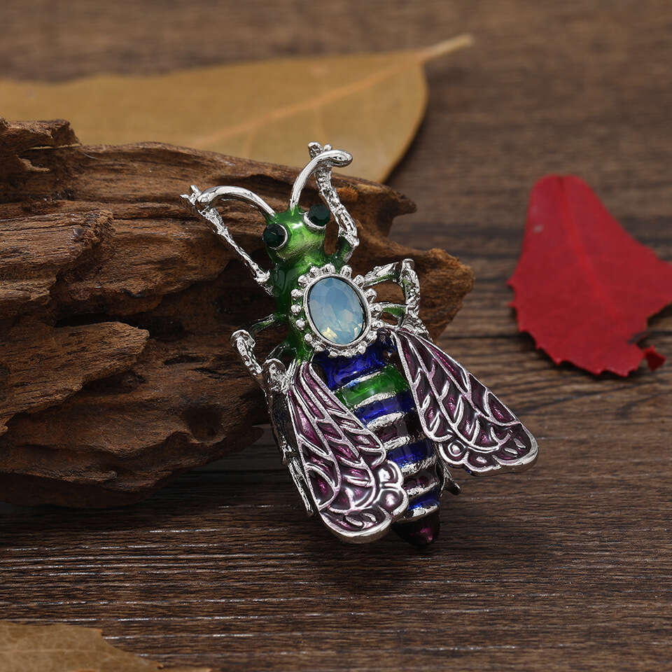 insect Brooch women Men inlay Rhinestone Pearl Brooches Gold Silver Metal Broochs Pin Christmas Party Gifts Scarf Accessories High Quality Classical J