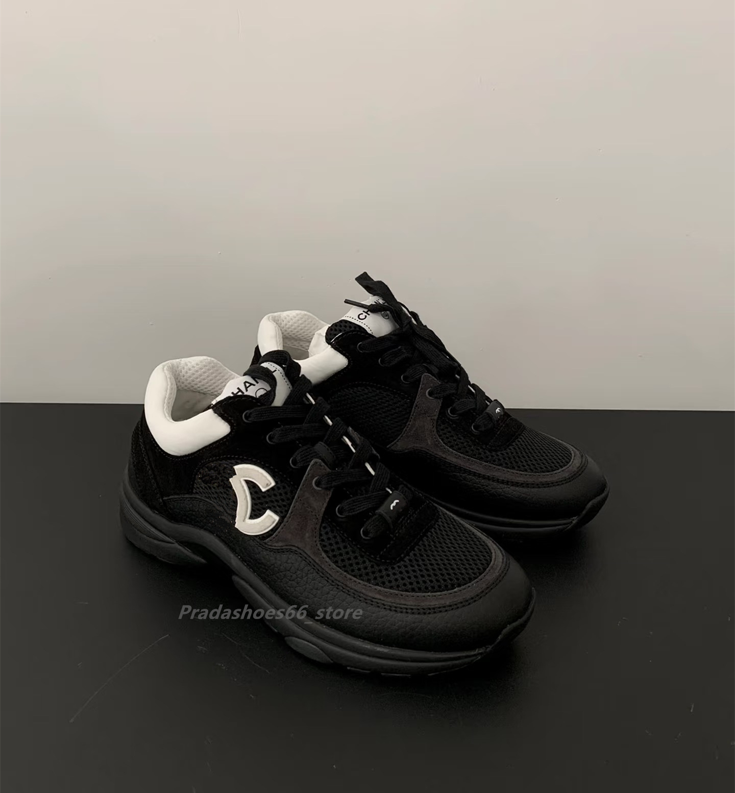 Paris 2025 new Luxury brands Women Shoes Fashion Breathable Upper Outdoor Camping Shoes Flexible Female Designer Sneakers Women cc Sneakers cha