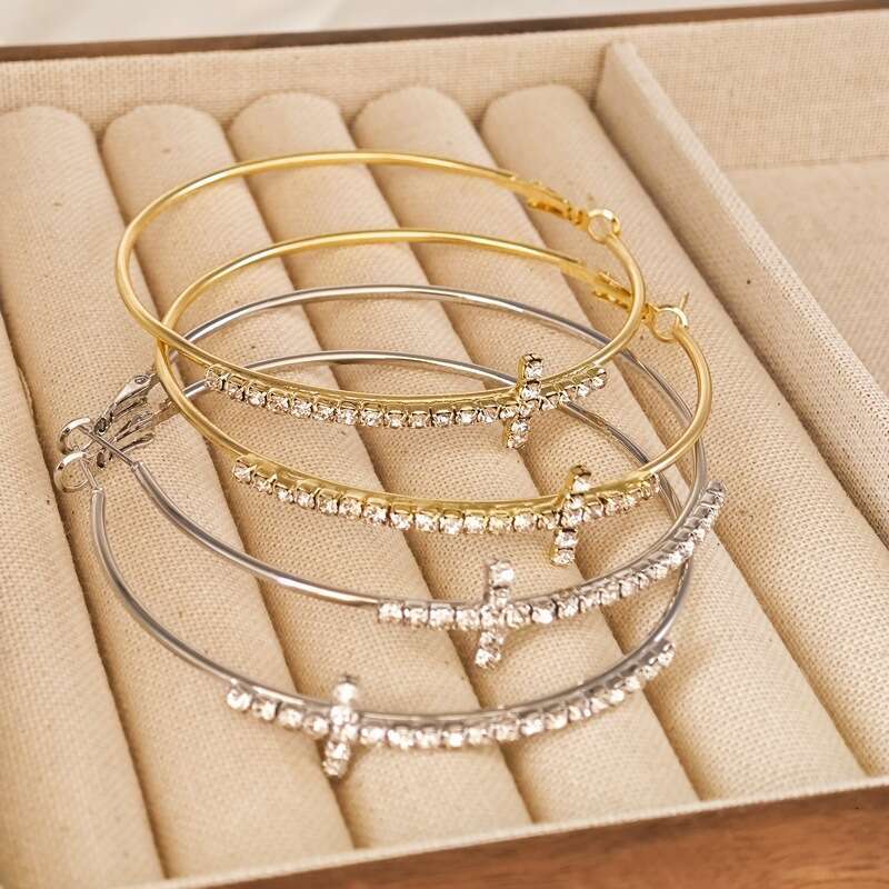 Exaggerated distinctive circle earrings Hip Hop Round Earrings for Women Large Circle Piercing Rose Golden Hoop Earring Simple ear rims with golden cr