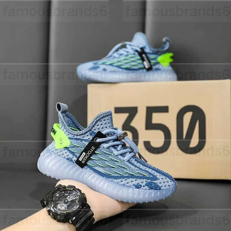Athletic Outdoor New Young Childrens Sports Shoes for Boys and Girls Coconut Casual Children Breathable Flight Knitted ing Lightweight Sole Running H241223