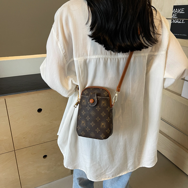 Vintage Shell Bag Old Designer Bag Flower Bag Women's 2025 New Fashion Niche Phone Bag Luxury Bag Lightweight Mini Shoulder Bag