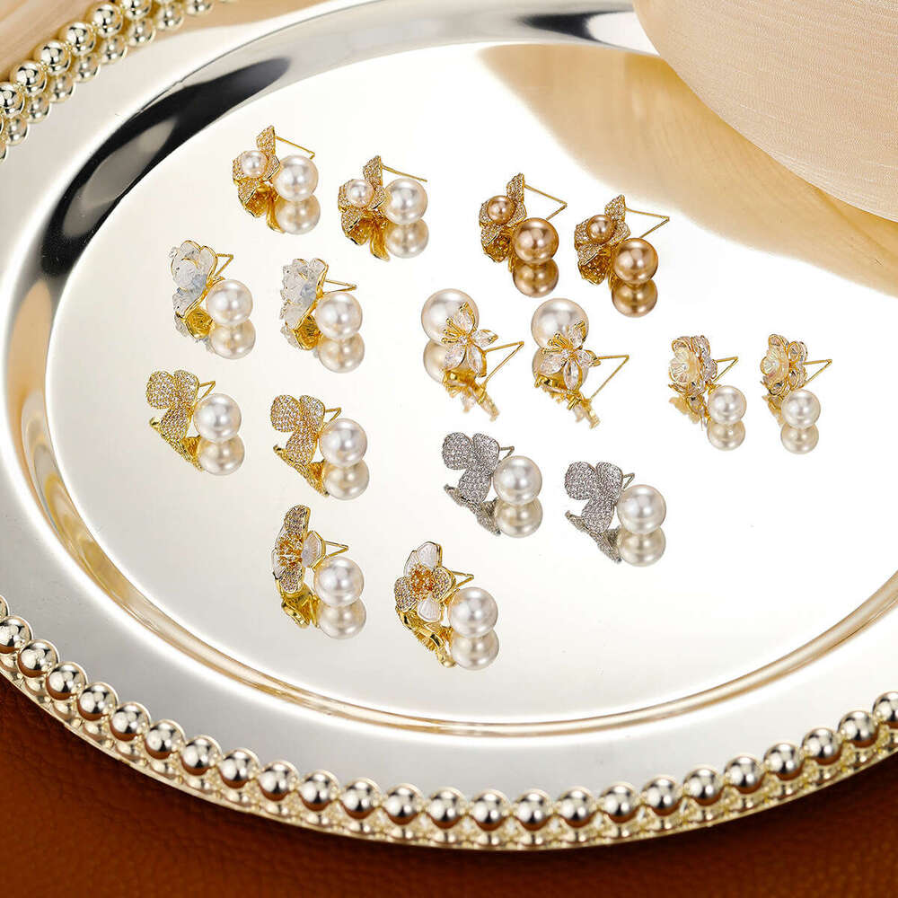 Delicate and small camellia earrings classic Mossanite Screw Back Earrings Luxury Jewelry Ear Stud For Men Women Earrings Gold Earing Classic jewelry