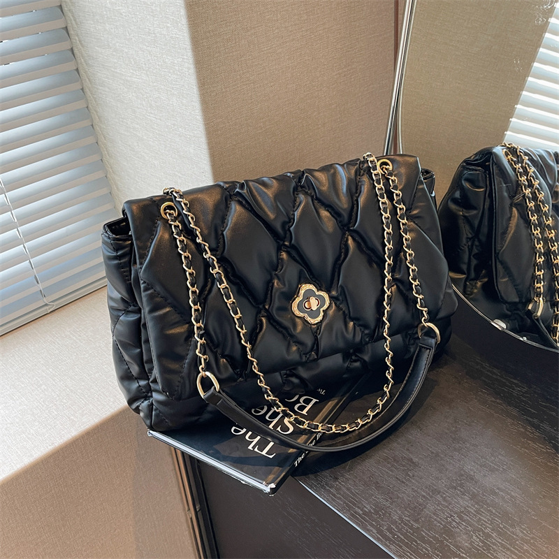 Quilted Chain Bag Luxury Bag For Women 2025 New Trendy Summer Fashion Designer Bag Popular Shoulder Bag Large Capacity Commuter Free Delivery To Your 