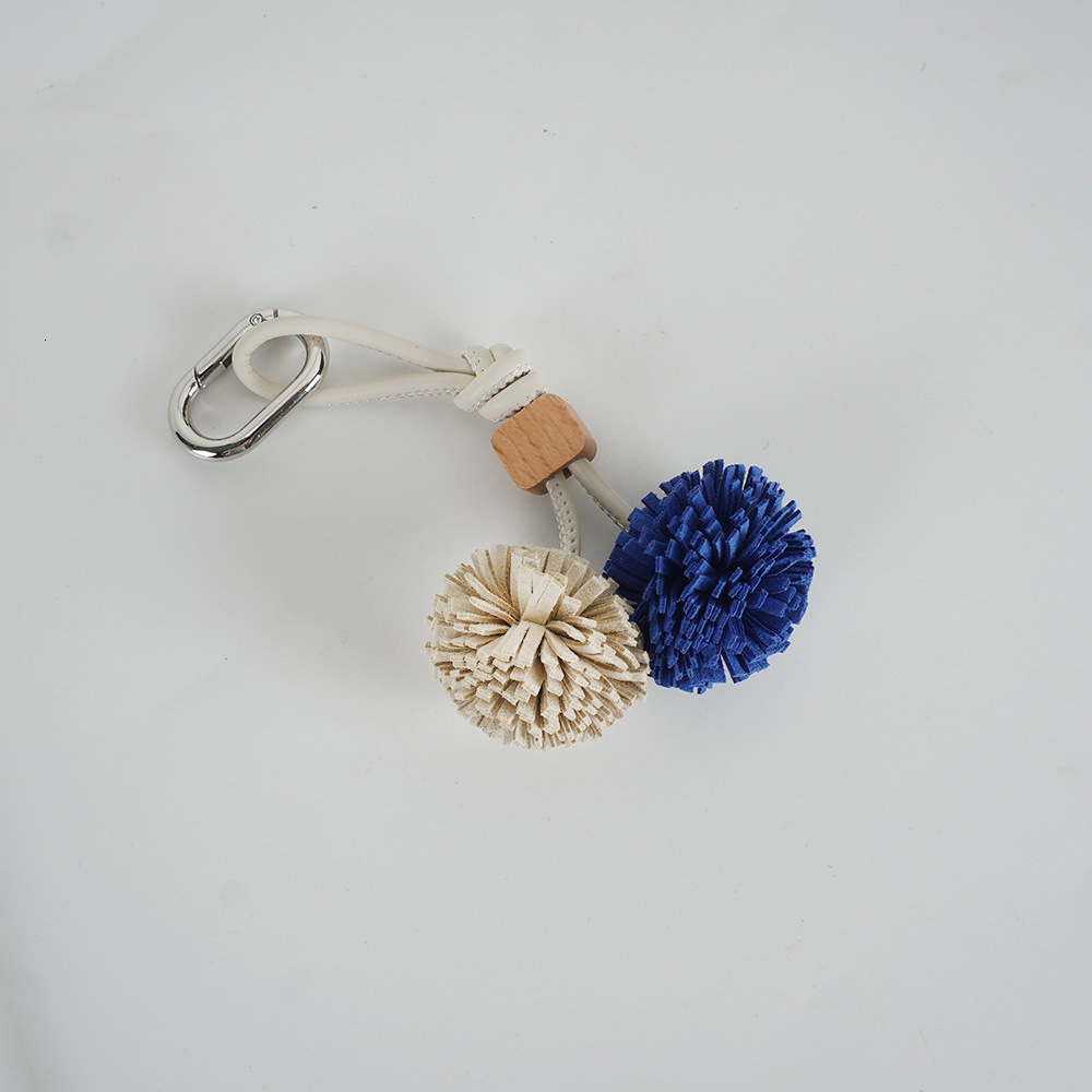 Shoe Accessories High-End Mini Leather Handmade Woven Tassel Ball Keychain Bag Pendant
