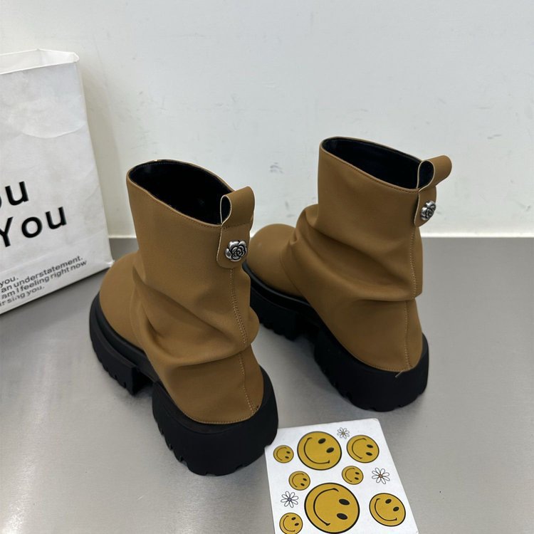 2025 autumn winter new minimalist design heel and thick sole fashionable versatile sleeve stacking for women's trendy street boots