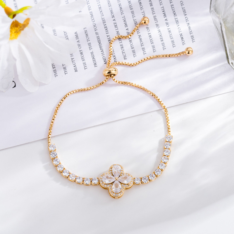 Live Hot Sale Seiko Four-Leaf Clover Bracelet for Women, Light Fashion, High-End Feel, Versatile and Exquisite Hand Jewelry - view 7