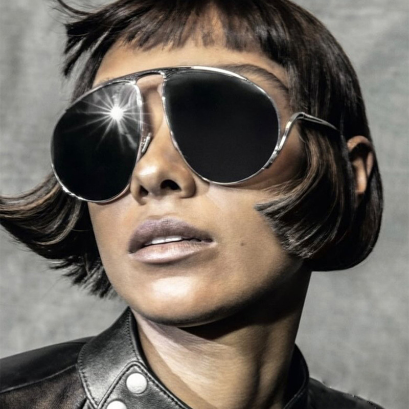 2025 Avant Garde Cat Eye Runway Sunglasses Trendy Over sized Fashion Shades for Vacations Parties