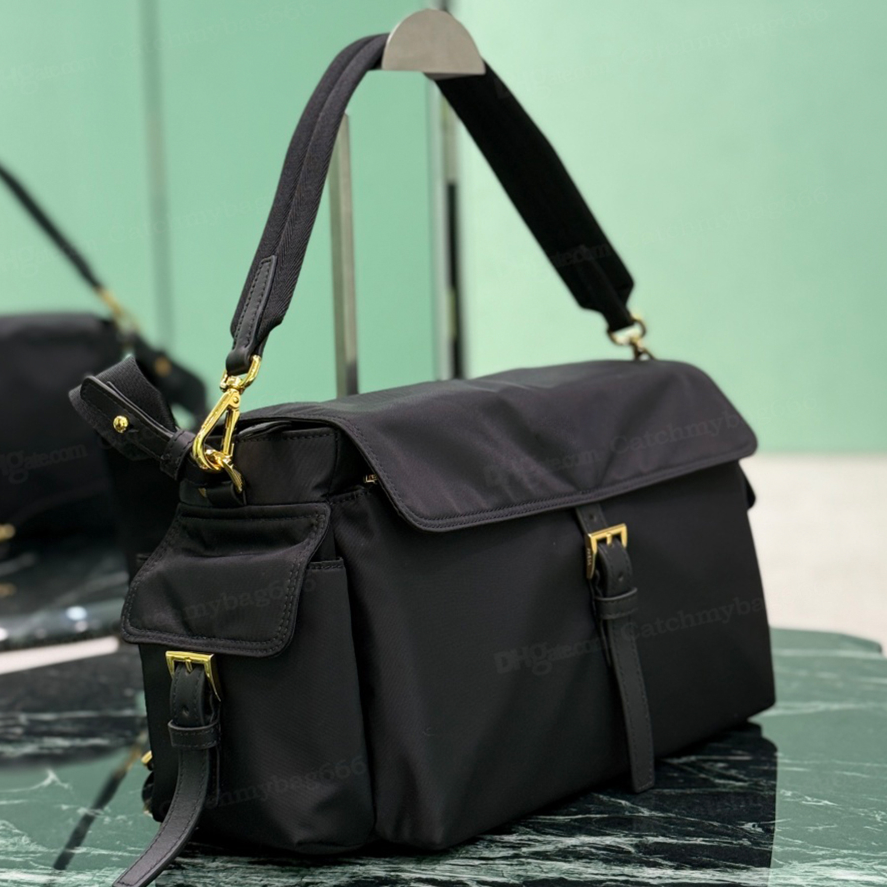 10A Nylon Shoulder Designer Golden Hardware Zipper Closure Crossbody Bag Detachable Strap Handbag Fashion Women Casual Shopping Purse