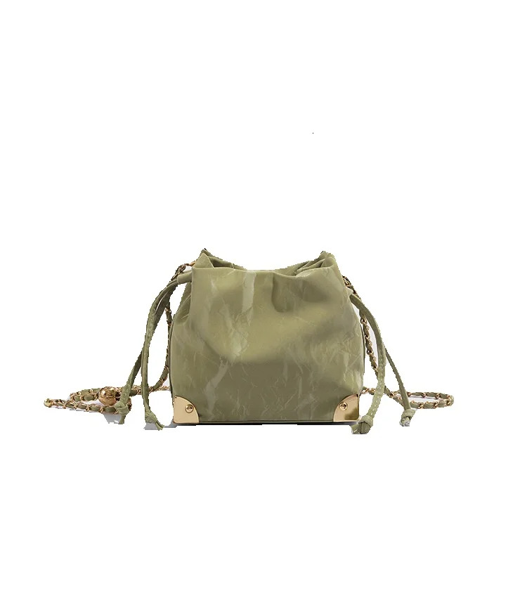 Autumn New Women s Shoulder Bag Chain Cloud Bag Simple Fashion Style Women s Crossbody Bag Casual Versatile Commuter Bag Autumn New Designer Bag