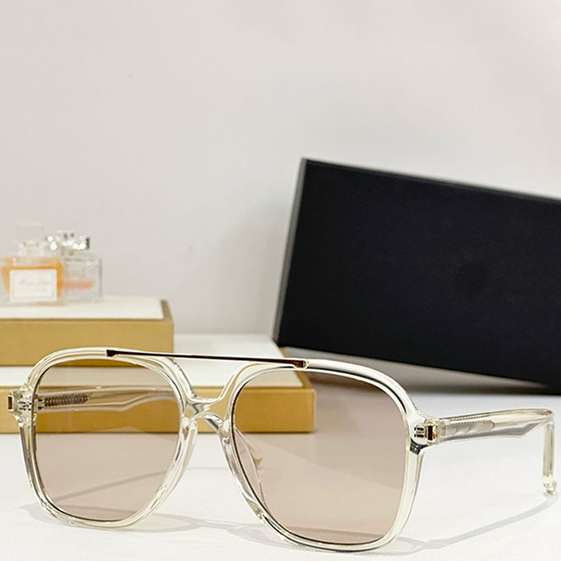 Fashion Mens Designer Sunglasses TRANSPARENT CREAM LIGHT GOLD for lady leisure travel Luxury dressing Light colored decorative sunglasses 545