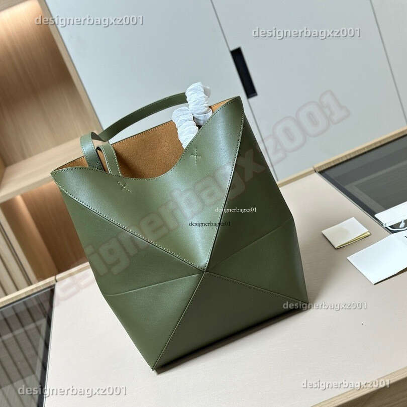 Loeweebags Designer Bag Loewehandbagbag Puzzle Bag Foldable Bag Geometric Handheld Hammock Bag Tote Bag Women Loewesandal Luis Vuittton Bag Karl Langerfelds Bag