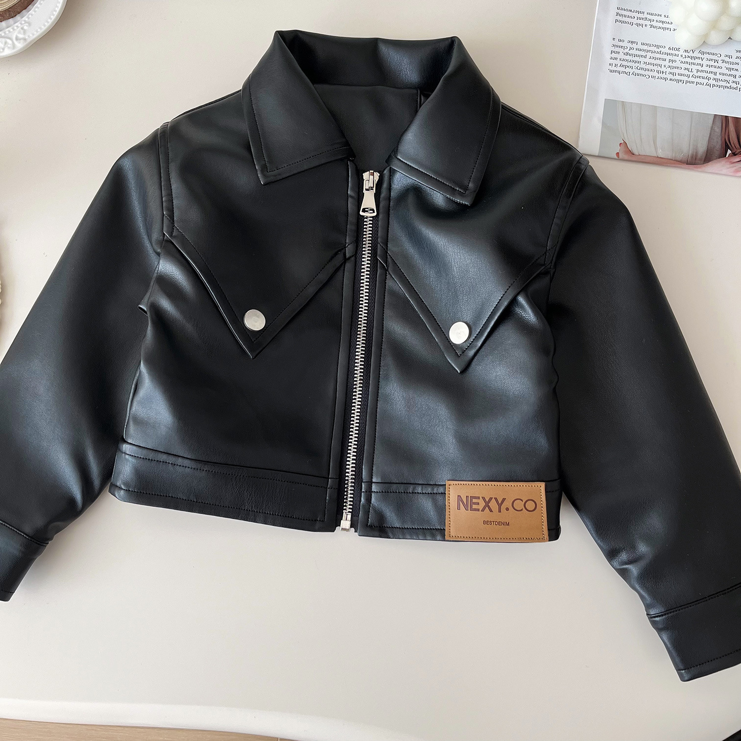 2025 New Korean Style Girls' Autumn Outfit Trendy Kids Temperament Chic Leather Jacket & Pleated Skirt Set