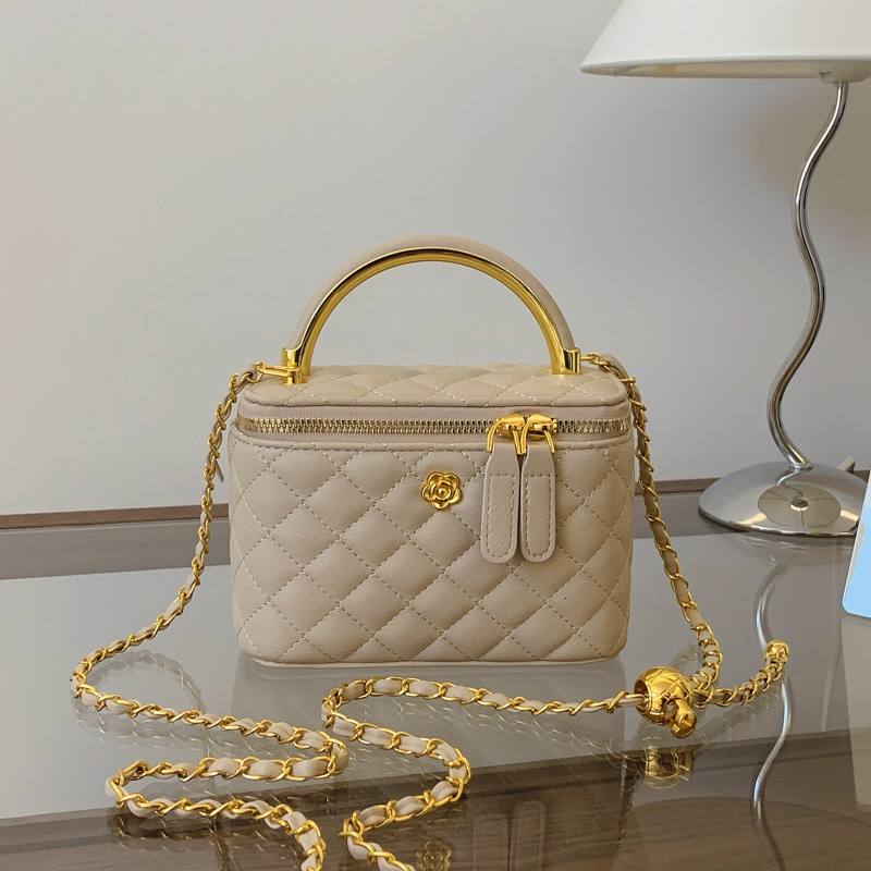 Handheld Fashion Box Bag 2025 New Designer Bag Small Chanel Style Quilted Free Delivery To Your Door Luxury Bag Shoulder Bag Trendy Versatile Crossbod