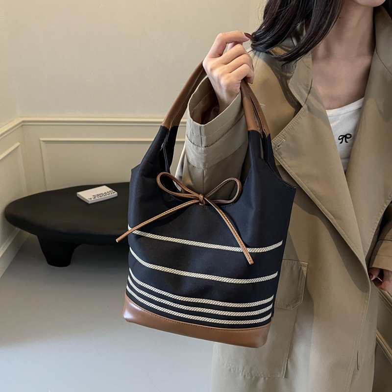 Autumn New Women s Shoulder Bag New Women s Handbag Autumn Texture Commuting Large Capacity Striped Canvas Handbag Autumn New Designer Bag Women s Tot