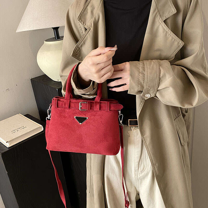 Leopard Print Handheld Small Square 2024 Autumn Winter New Korean Style High-End Crossbody Commuter Shoulder Bag for Women