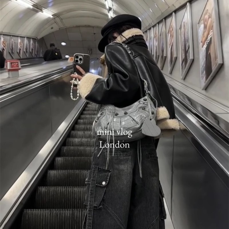 Womens Black Gothic Baggy Cargo Jeans Harajuku Oversize Denim Trousers Y2k 90s Vintage 2000s Emo Jean Pants Trashy Clothes Z260313