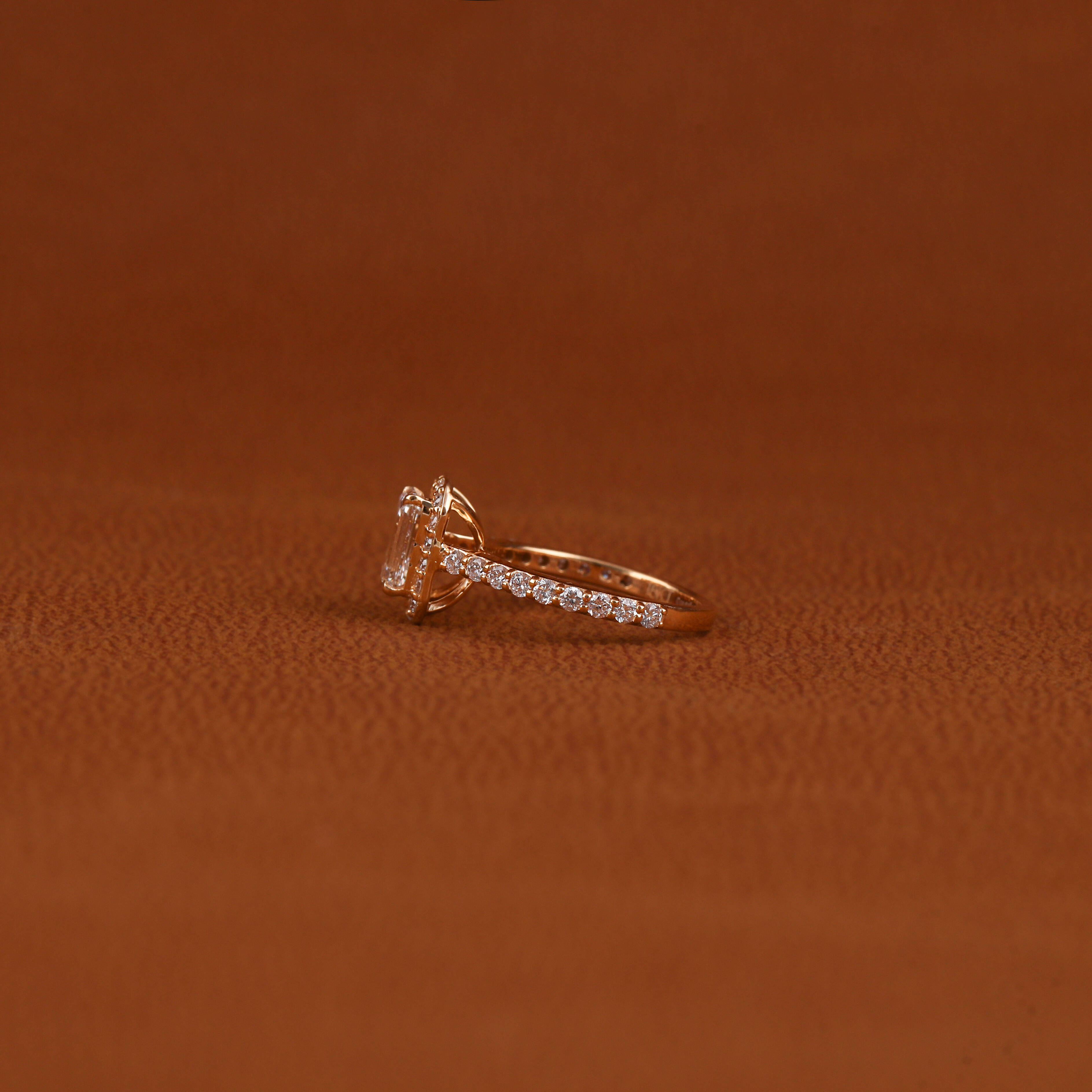 Sterling Silver Luxurious Emerald Cut Lab Grown Diamond Engagement Ring with Trendy Halo Setting IGI Certified Gift for Women