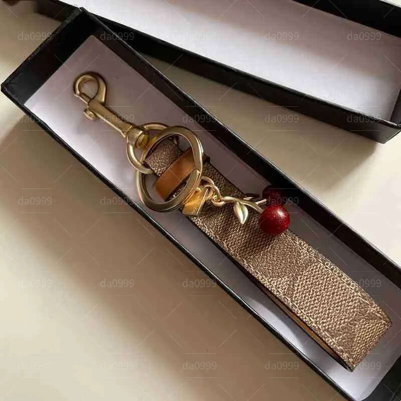 Designer Keychains Lanyards Keychain Lovely Tiny Cute Cherry Key Ring for Women Charm Bag Holder Ornament Pendant Accessories 2021 Chains