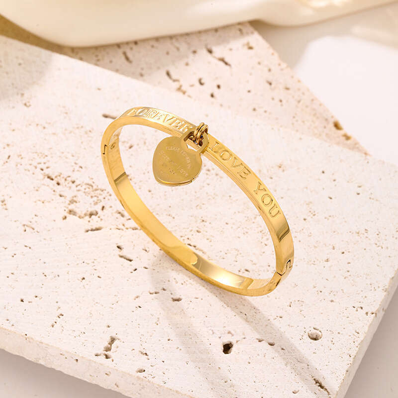 Bracelets Titanium Steel designer women bracelet Forever Love Stamps Double Heart Pendant for men Luxury jewelry