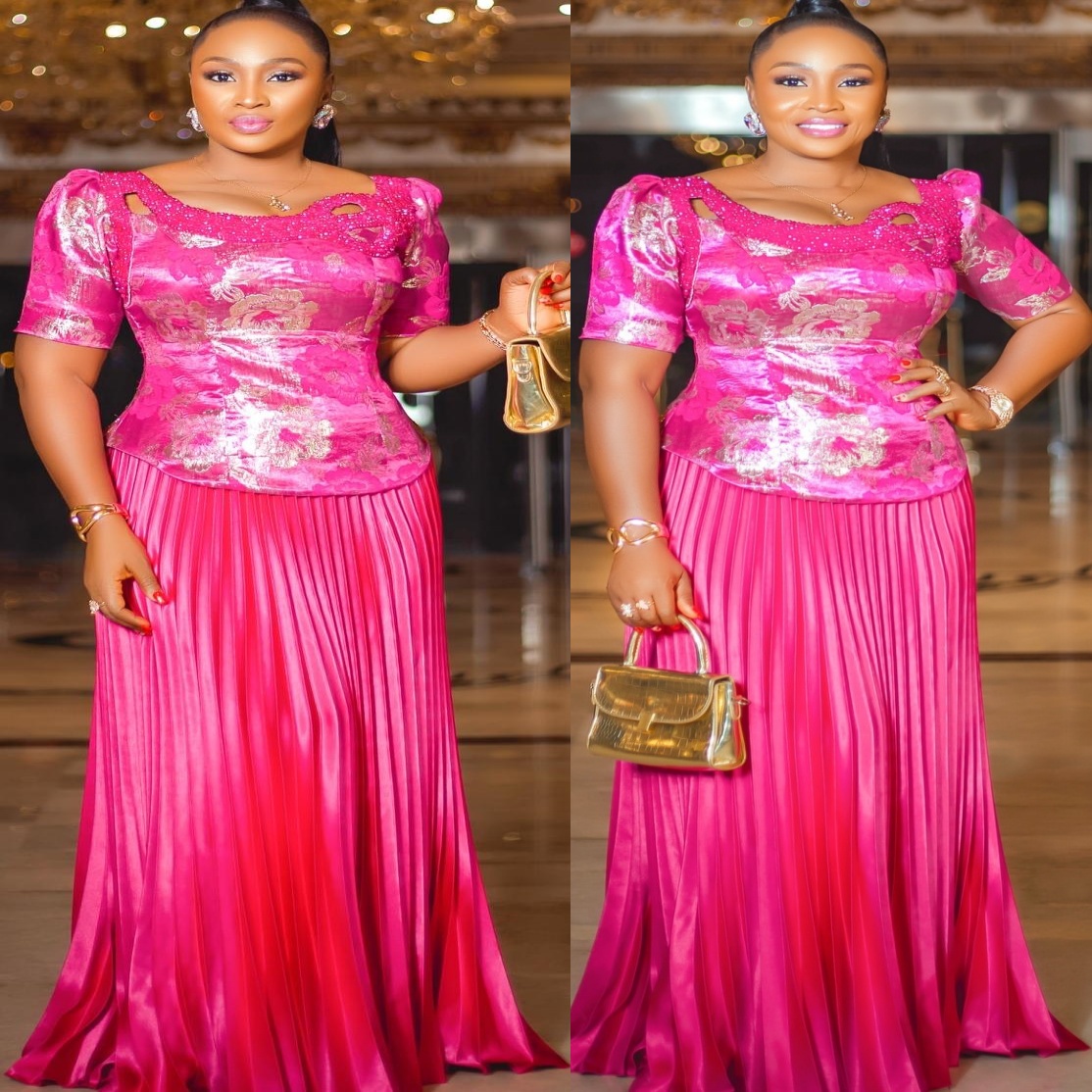 2025 plus size fuchsia aline mother of bride dresses beaded eastic satin prom evening party mamas dress vintage 50s birthday wedding guest groom mothe
