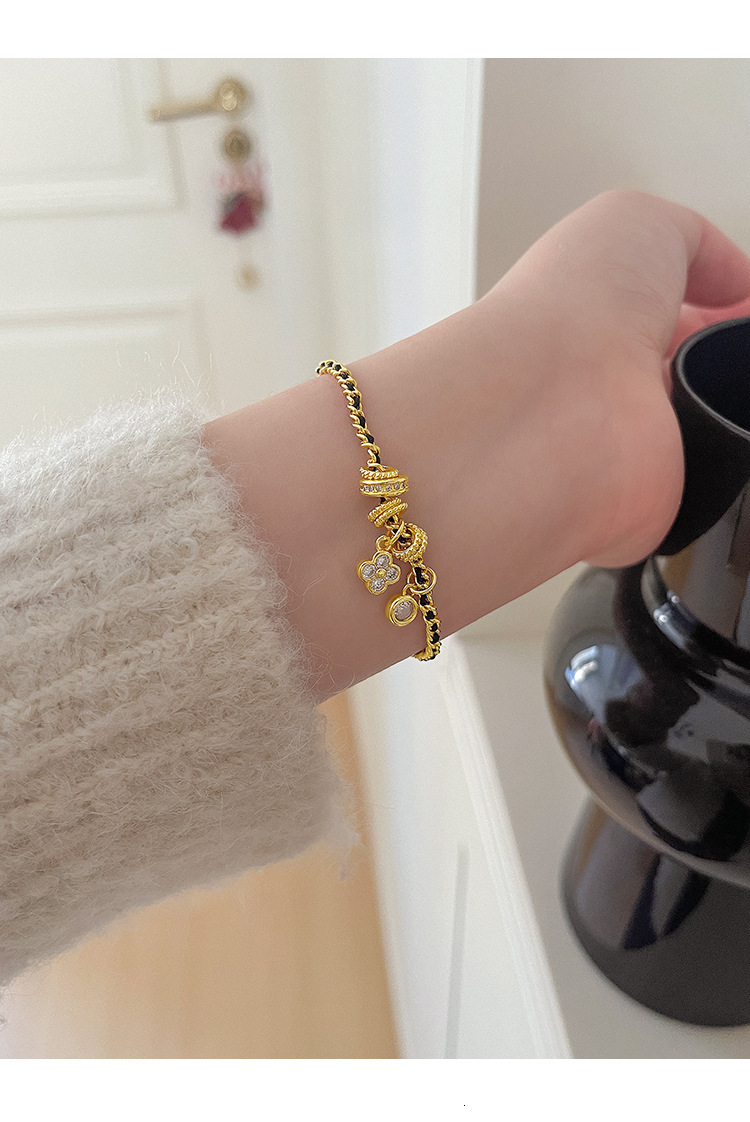 New Style -Inspired Black Gold Four-Leaf Clover Zircon Bracelet Vintage Elegant Weaving Running Ring Jewelry for Women - view 8