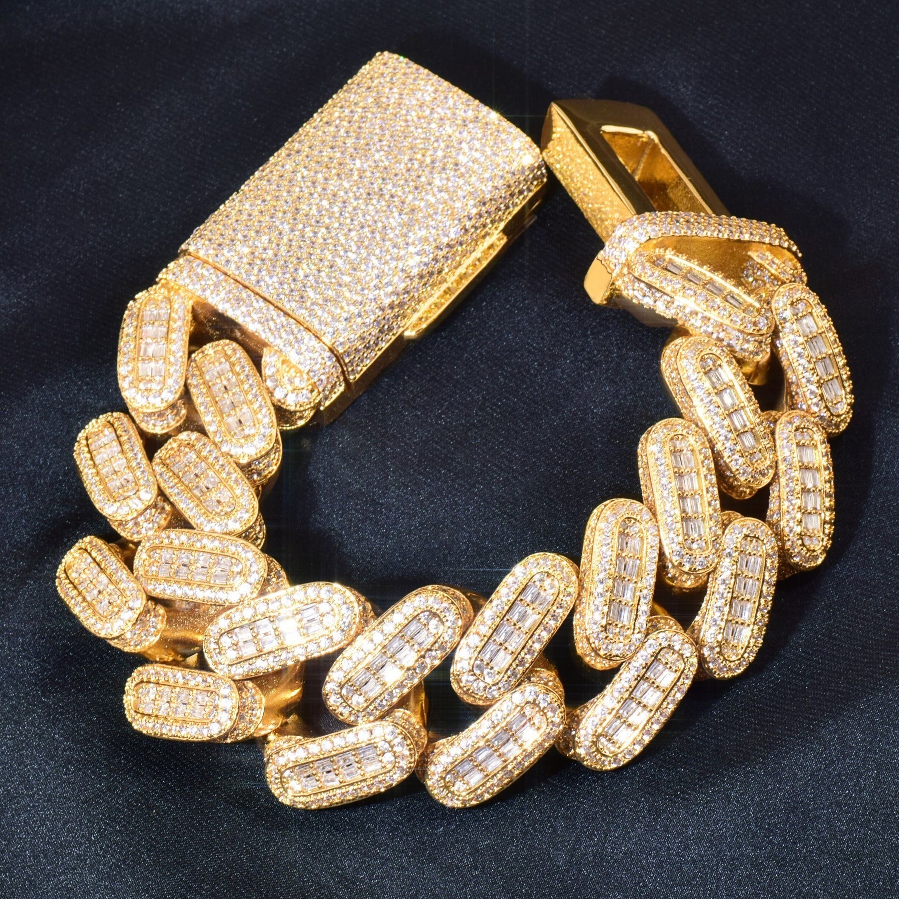 moissanite chain cuban link chain Big Heavy Mens Necklace iced Out Vvs Moissanite Baguette Diamond Hip Hop necklace gift