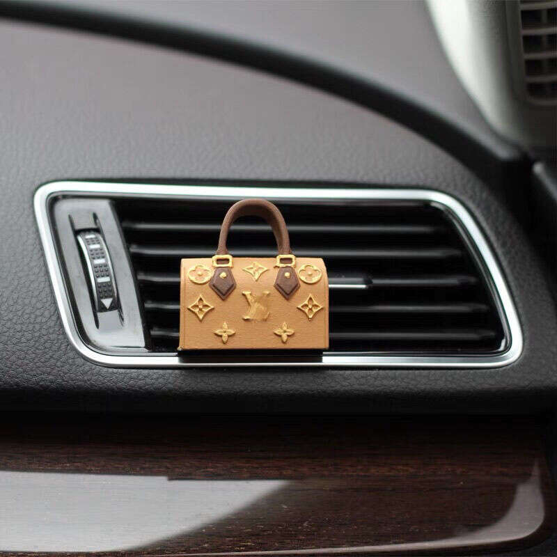 Aromatherapy Car-Mounted Aromatherapycar Perfume Air Conditioner Vent Fragrance Internet Celebrity High-End Bag Shoes Women Car Diffuser Plaster Decor
