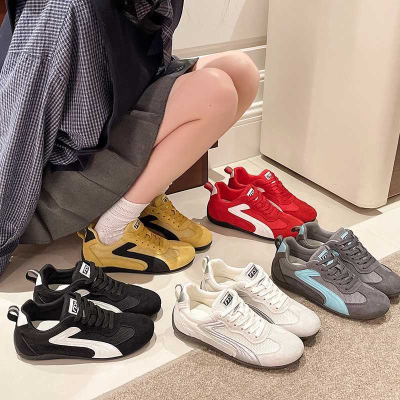 2025 Walking Red Lace-Up Wen Skateboarding Shoes Jogging Casual Womens Sneakers 624 Y250825