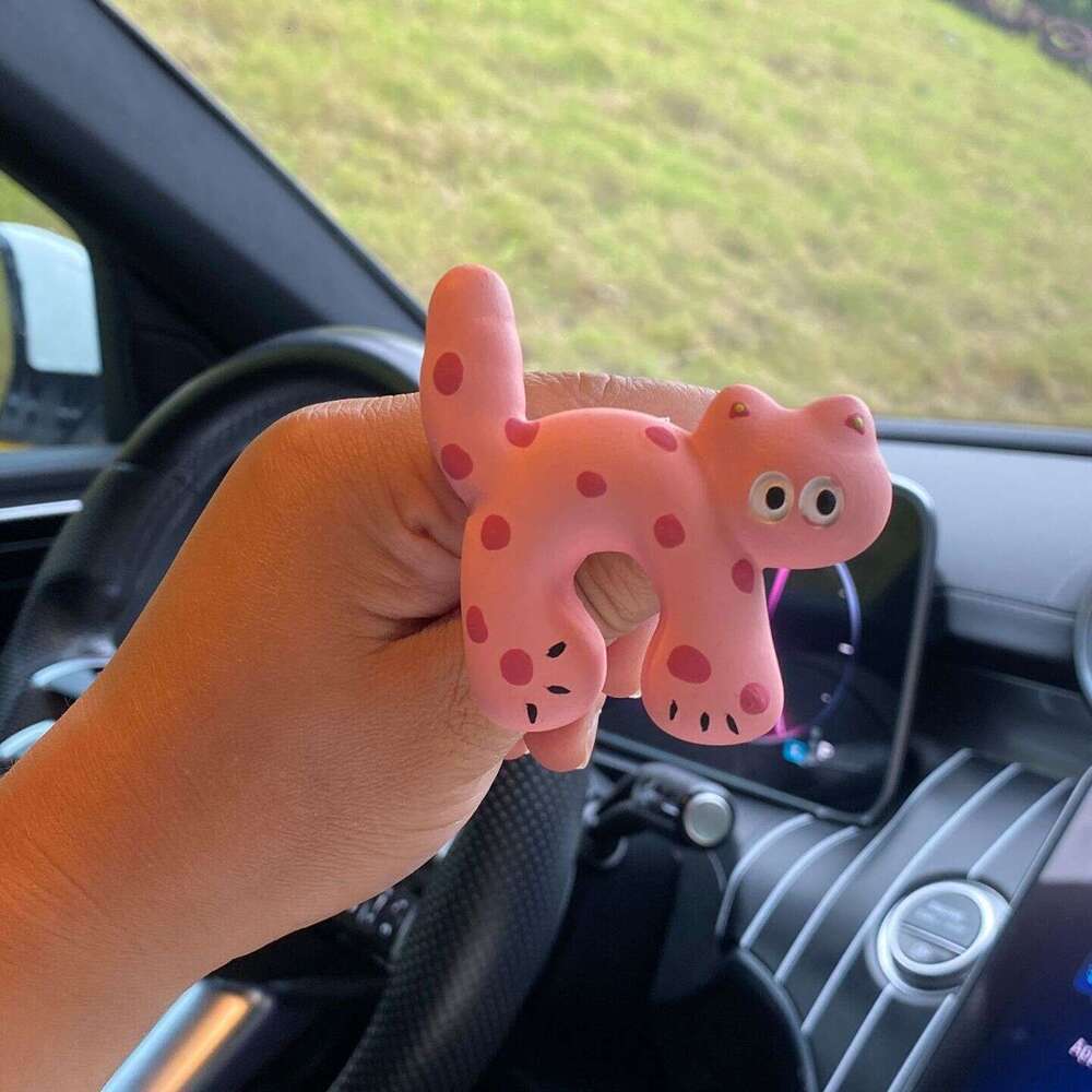 Aromatherapy Car-Mounted Aromatherapycar Perfume New Cartoon Boyfriend Freshener Diffuser Stone Decoration Air Vent Ornament Cute Couple Car Accessori