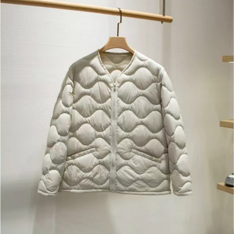 High Fluffy Wave Quilted Thread V-neck Men's Lightweight Down Jacket Coat Quality Single Item