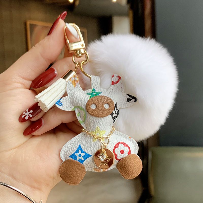 Charm Women Key Rings keychain Retro-Cool Cherry Motif In Glittery Resin Clip it To Favorite Bag Set of Keys For Refreshing Style key chain Lanyard