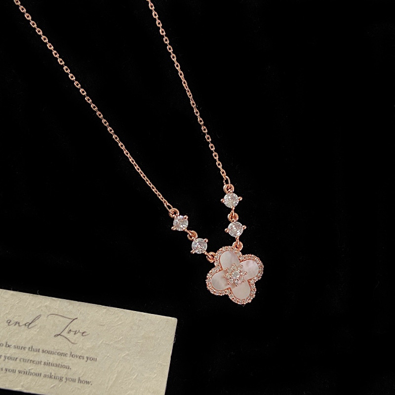 Natural Pink Shell Four-Leaf Flower Zircon Pullable Bracelet for Women Hollow Design Sense Elegant Exquisite Light Jewelry - view 8