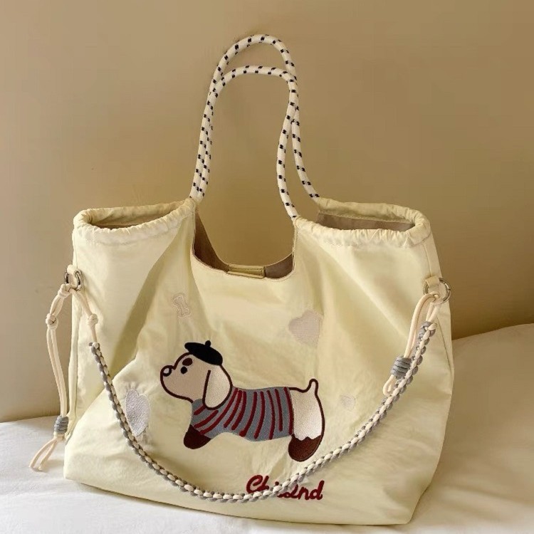 Free delivery designer bags Boston bag Pillow bag women new versatile handbag single shoulder crossbody bag Understated white cute