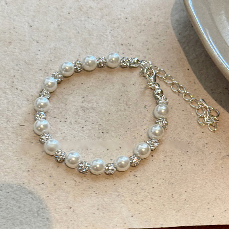 Silver - Toned Bracelet With Pearl And Crystal Accents Delicate Daily & Elegant Jewelry Gift For Her High - Quality And Stylish Accessory