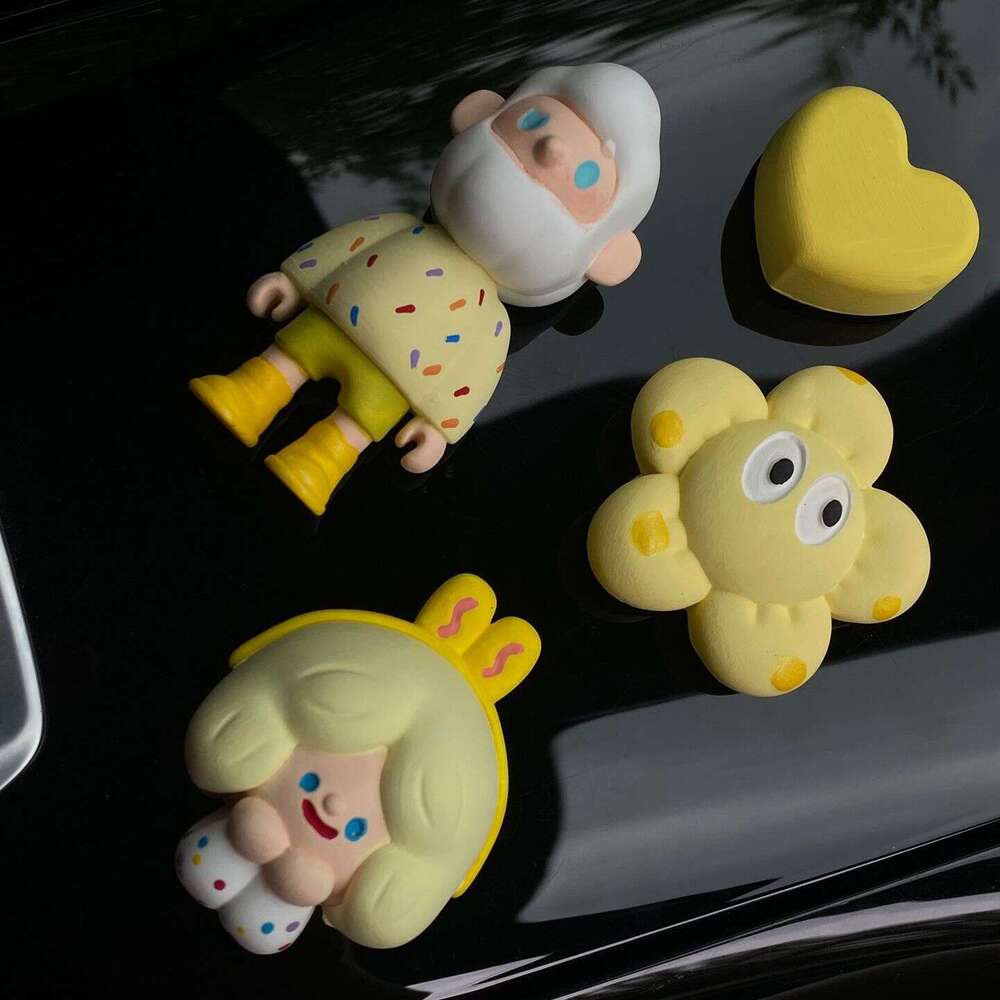 Aromatherapy Car-Mounted Aromatherapycar Perfume Fresh Internet Celebrity Boy Boyfriend Perfume Cute Air Vent Diffuser Stone Decoration Car Interior O