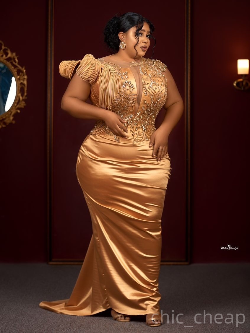 Mermaid Gold Plus Size Prom Dresses 2025 Lace Crystals Satin Sheer Neck Evening Formal Party Second Birthday Engagement Gowns Dress For Special Occasi