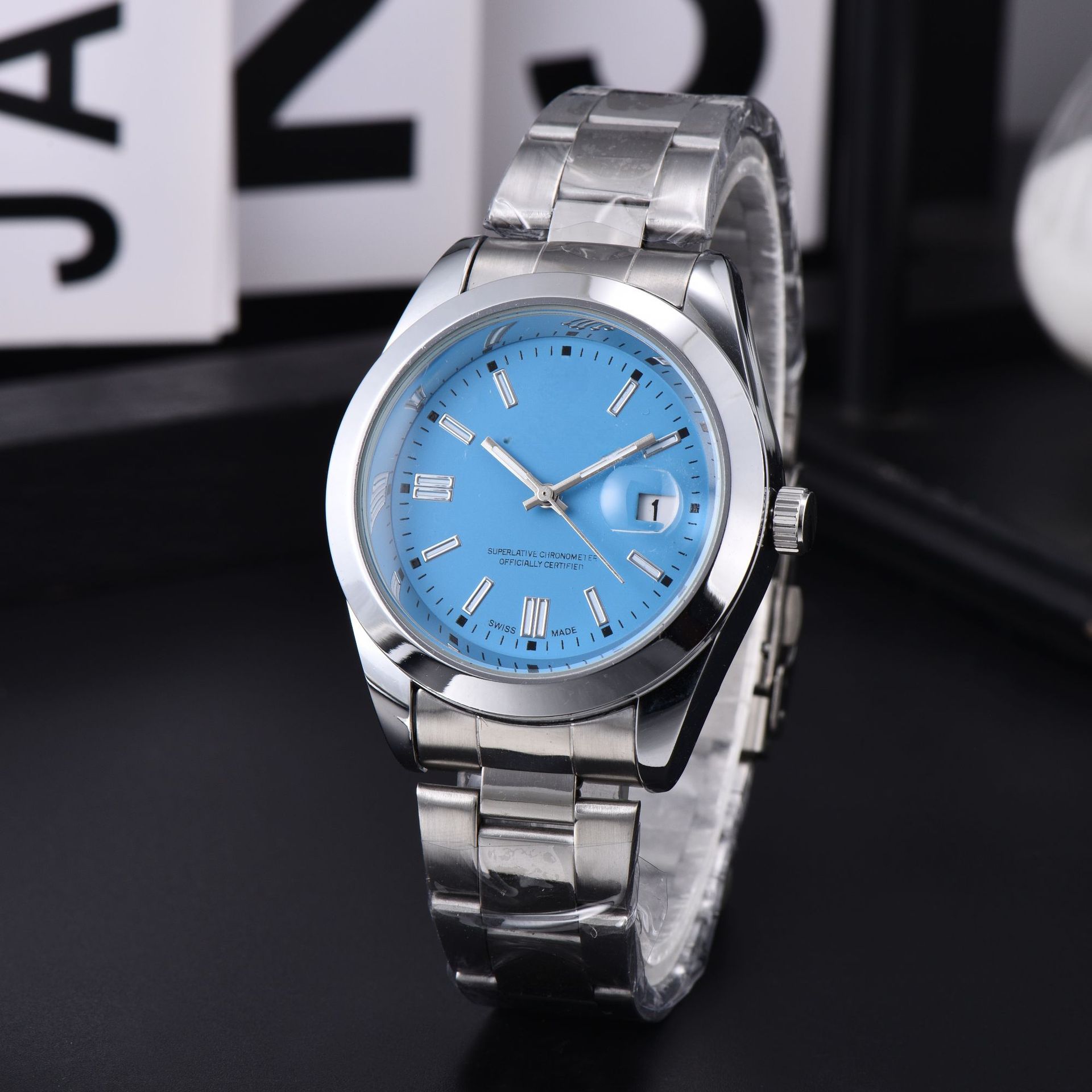 New Men Luxury Watches Candy-colored Quartz Wristwatch Automatic Date Top Brand Designer Watch with Calendar Function Leather Fashion Couple Watch Male Clocks