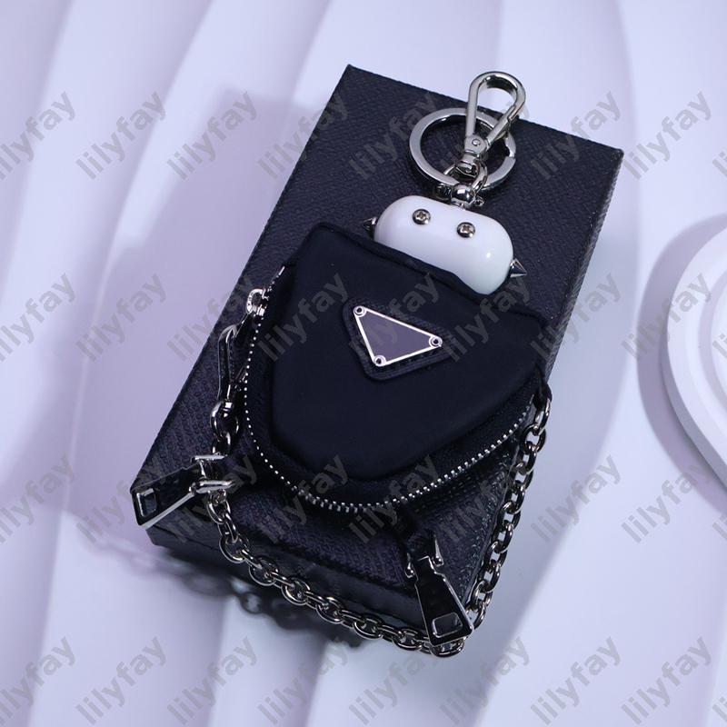 2025 Designer Unisex Black Key Chain Accessories P Keychains P Letter Bag Charms Luxury Pattern Car Keychain Jewelry Gifts Lanyards For Key Bags With Box