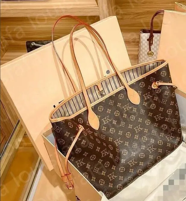 MM size 40156/M40995 Luxury Designer bag Women Crossbody Embossed Flower Handbag Shoulder Bags Composite Lady Clutch Tote Bag Female Coin Purse Wallet backpack