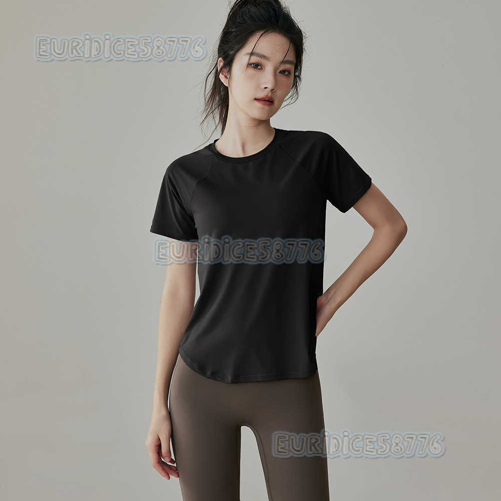 Loose Yoga Top for Women Pilates Training Quickdry Tshirt Running Fitness Wear Summer Thin Sports Short Sleeve H250825