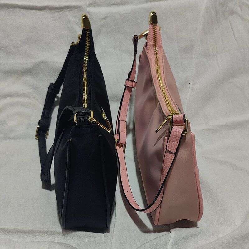 2023 European and American Fashion Gu Goreign Trade New Women's Bag Inverted triangle simple nylon shoulder all-match solid color underarm bag