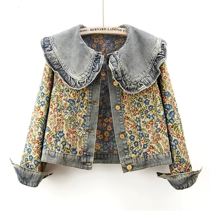 Spring Autumn Jacquard Embroidery Denim Jacket Women Loose Short Cowboy Outerwear Casual Peter Pan Collar Jeans Jacket Female 250825