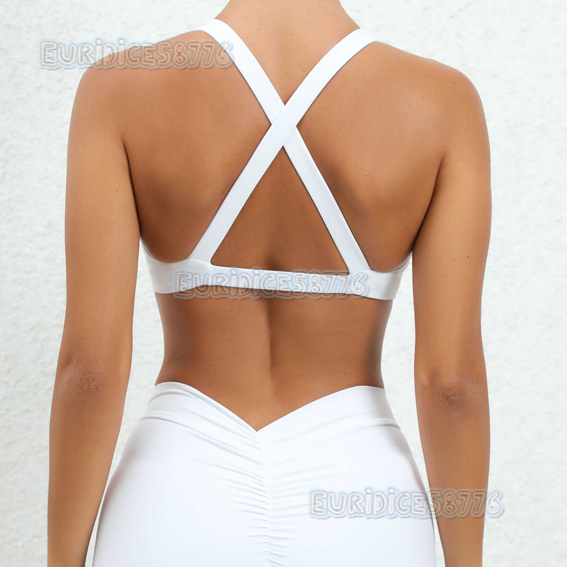 Nude Feel Yoga Clothes for Women Tight Quickdry Sports Yoga Bra Outdoor Running Crossback Fitness Underwear H250825