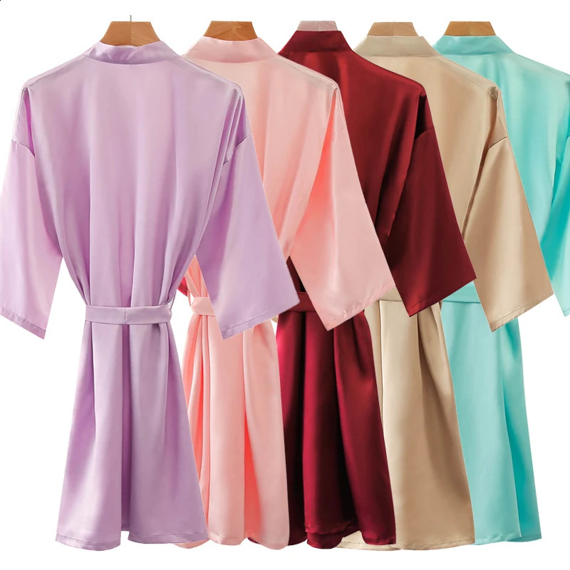 Wedding Party Team Bride Robe With Black Letters Kimono Satin Pajamas Bridesmaid Bathrobe SP2000 250826