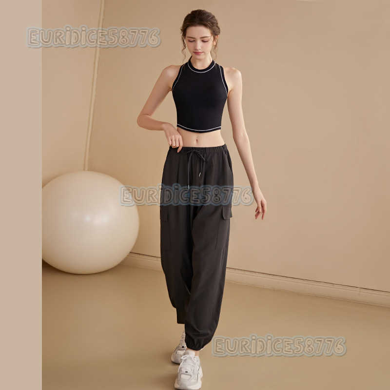 Yoga Vest with Chest Pads for Women Shockproof Running Summer Autumn Professional Pilates Training Fitness Sports Bra for Outerwear H250825