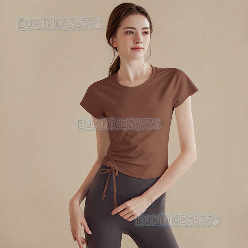 Highend Yoga Wear for Women Short Sleeve Slim Fit Sports Top for Running Pilates Training and Fitness Summer H250825