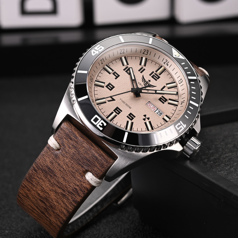 Yelang V1031 Men Watches 44mm Diver Retro Water Japan 8205 Automatic Mechanical Sapphire Vintage Watch Waterproof 30BR luminous