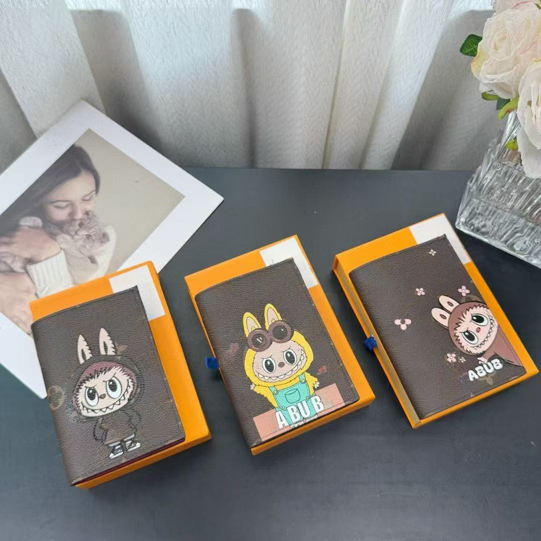 passport holder holders designer labubu high quality fashion luxury Classic cute passport holder passport card package checkbook leather passport cover wallet