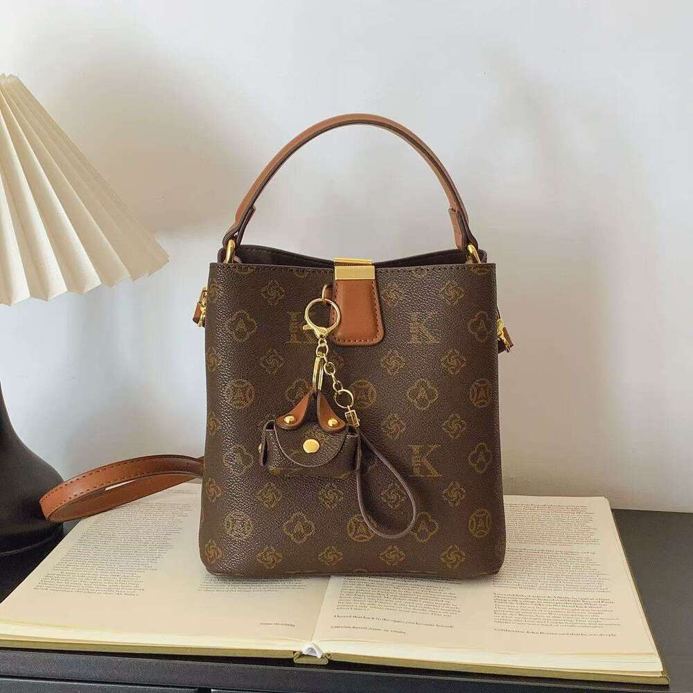 Designer Bag Luxury Bag Women's Color-Block Shoulder Bag Bucket - Style Crossbody Shoulder With Print, Fashionable Basket Design Daily Use