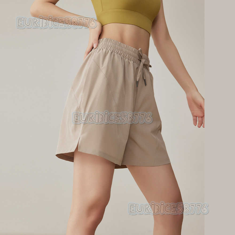 2025 Womens Sports Shorts Quickdry Summer Highwaist Loose Thin Badminton Shorts Fivepoint Yoga Fitness Midlength Shorts H250825